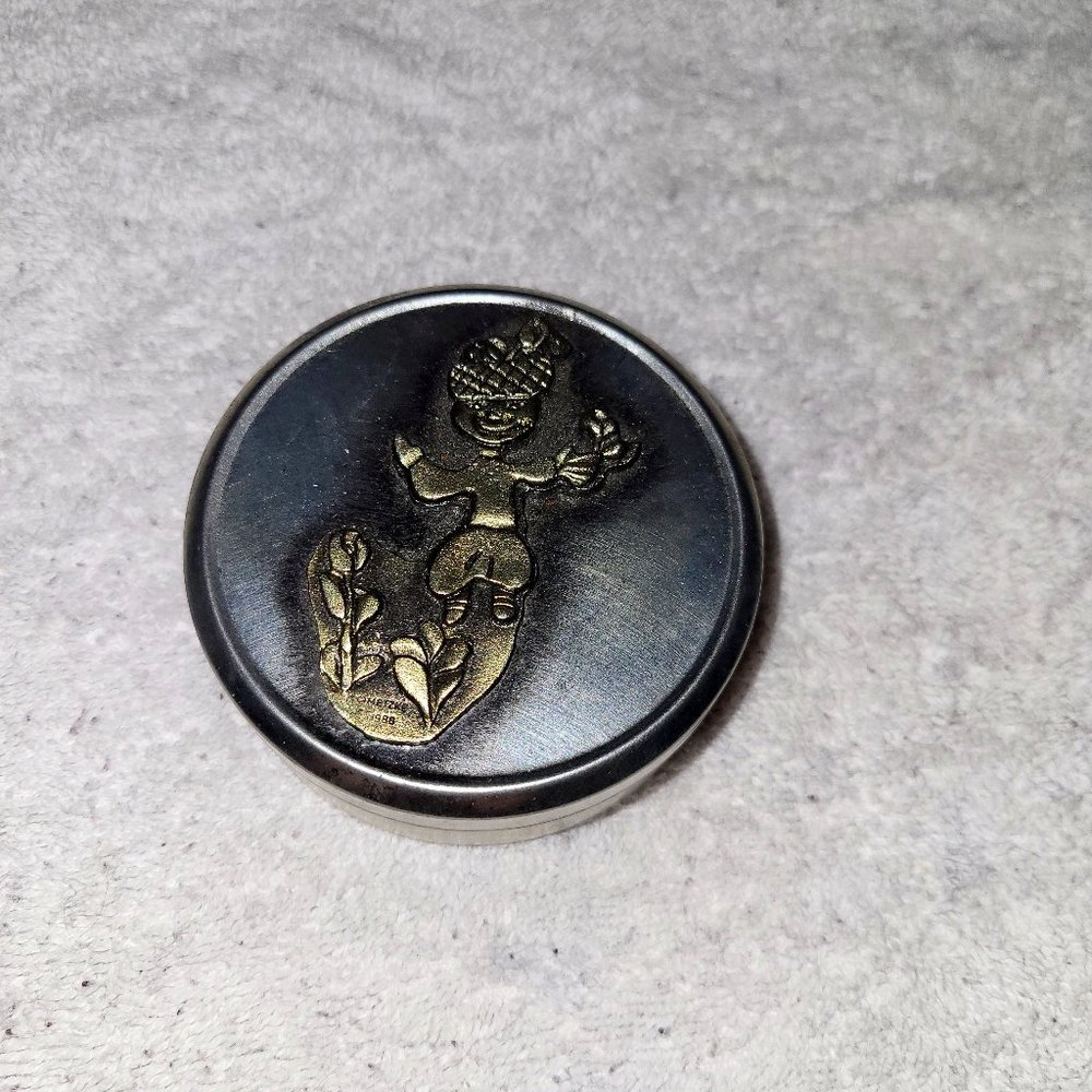 VINTAGE METZKE PEWTER TIN LADY GARDENING 1985 SEE PICTURES FOR CONDITION